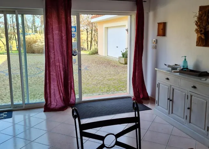 Type F4 * Maurens (Gers)