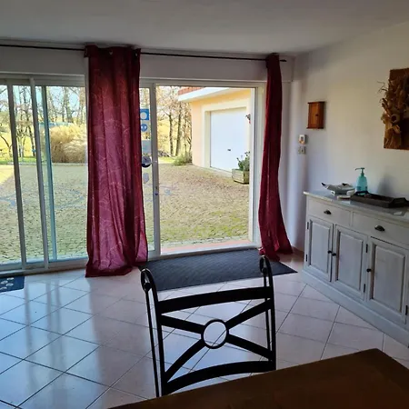 Type F4 * Maurens (Gers)