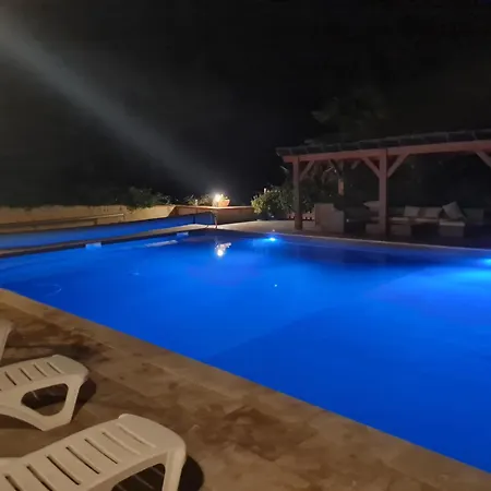 Сasa de vacaciones Type F4 *