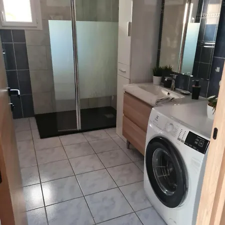 Type F4 * Maurens (Gers)