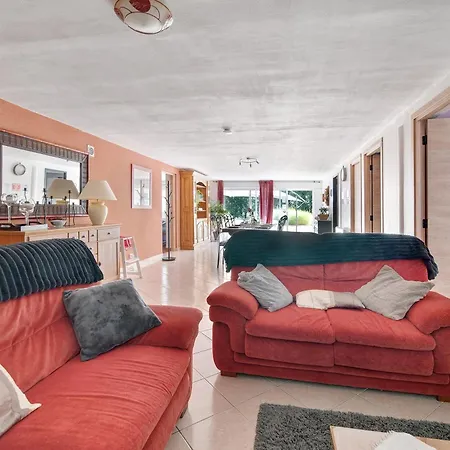 Hébergement de vacances Type F4 Maurens (Gers)
